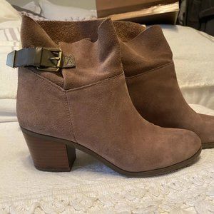Franco Sarto | Tan Suede Booties | Size 7.5